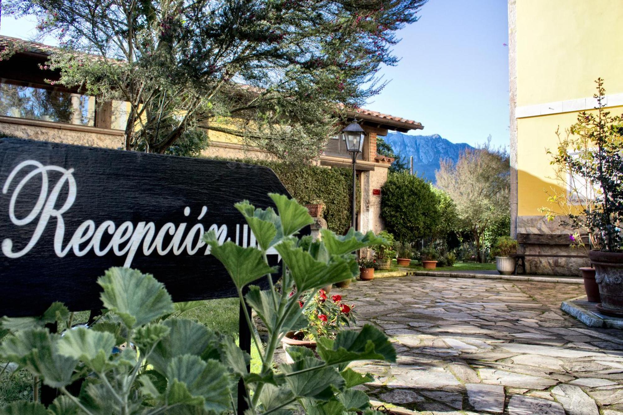 Apartamentos Rurales L'Arquera Llanes Εξωτερικό φωτογραφία