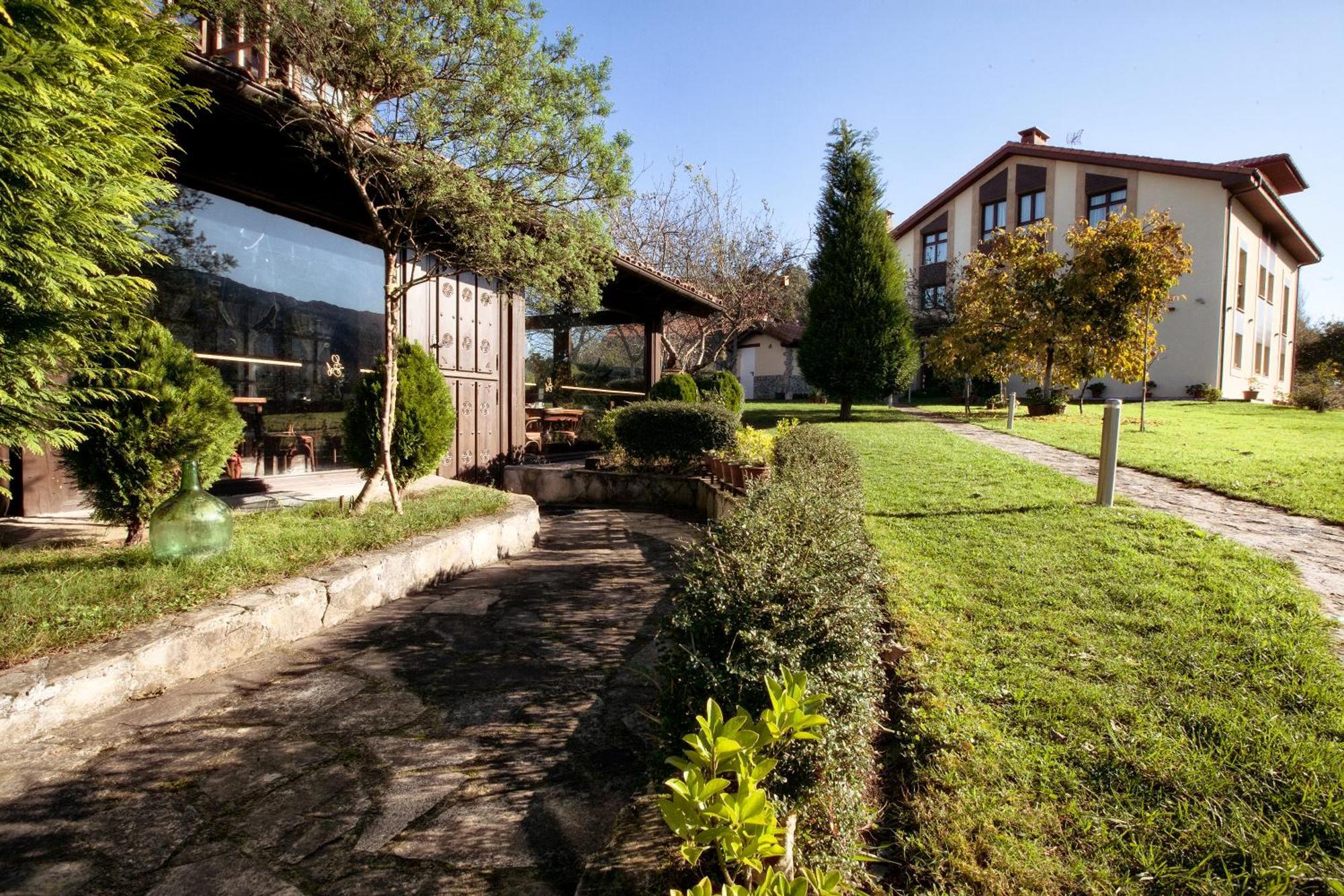 Apartamentos Rurales L'Arquera Llanes Εξωτερικό φωτογραφία