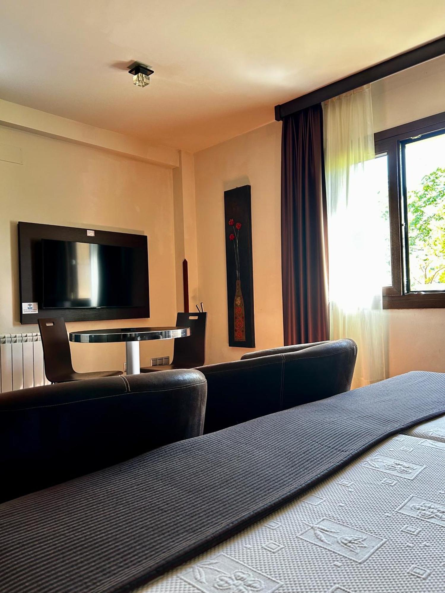 Apartamentos Rurales L'Arquera Llanes Εξωτερικό φωτογραφία