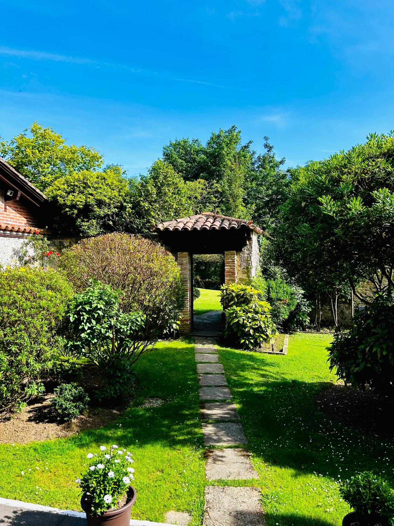 Apartamentos Rurales L'Arquera Llanes Εξωτερικό φωτογραφία